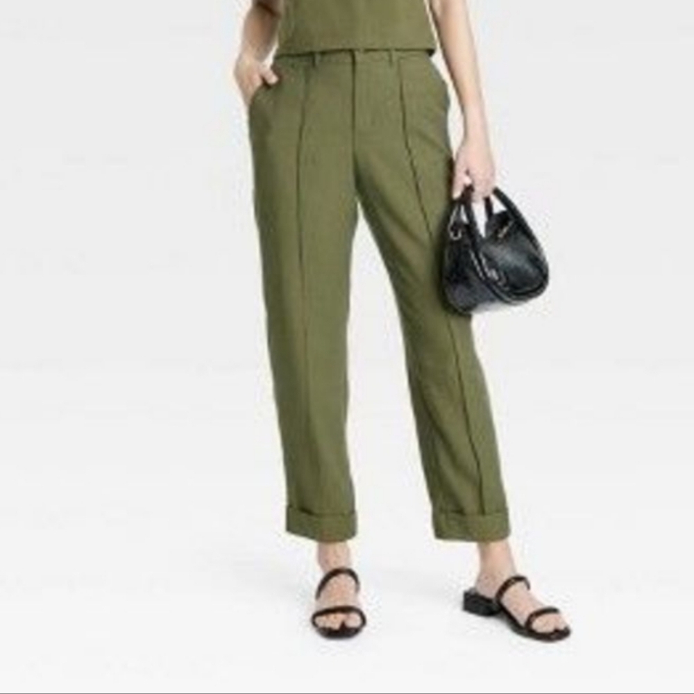🎯 A  New Day  | Pin Tuck Ankle Cropped Trousers
